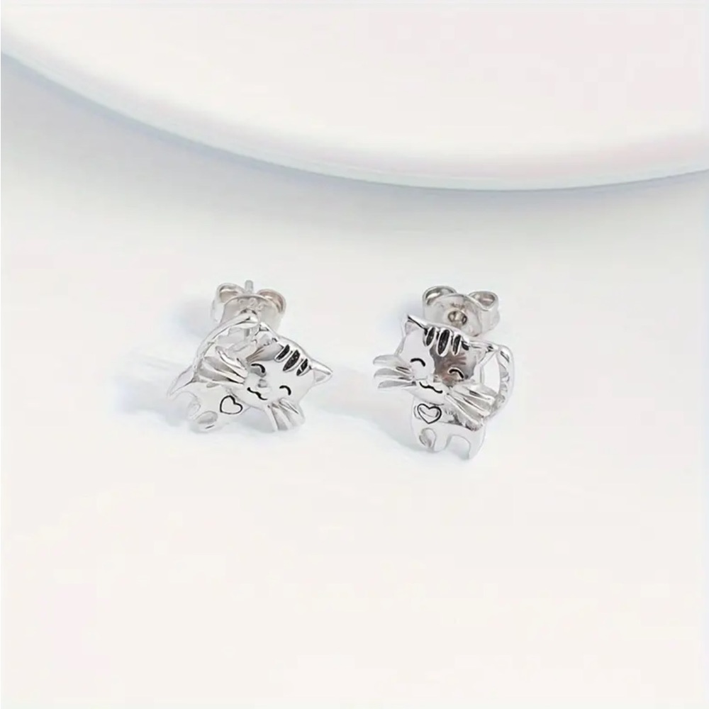 Sterling Silver Cat Heart Stud Earrings - Picture 5 of 7